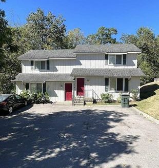 2-Bedroom Townhouse  for Rent in Hermitage, TN 37076 – $1450/mo | 2 Baths | Updated 2025