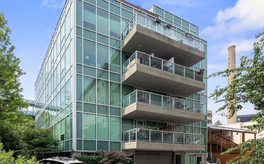 Condo for Sale in Philadelphia, PA 19106 – 2 Bedrooms, 2 Baths – $615000
