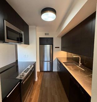 2-Bedroom Condo for Rent in Austin, TX 78759 – $1550/mo | 2 Baths | Updated 2025