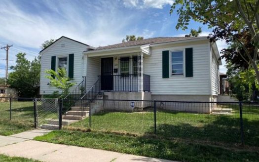 6-Bedroom Single Family Home for Rent in Denver, CO 80205 – $2550/mo | 2 Baths | Updated 2025