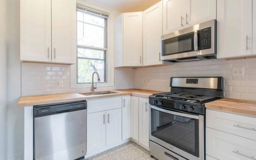2-Bedroom Apartment for Rent in Philadelphia, PA 19143 – $1995/mo | 1 Baths | Updated 2025