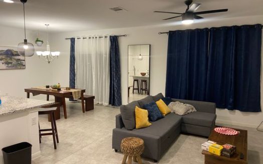 3-Bedroom Single Family Home for Rent in Austin, TX 78754 – $2700/mo | 3 Baths | Updated 2025