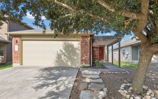 3-Bedroom Single Family Home for Rent in Manchaca, TX 78652 – $1995/mo | 2 Baths | Updated 2025