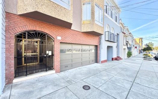 3-Bedroom Apartment  for Rent in San Francisco, CA 94121 – $4620/mo | 3 Baths | Updated 2025