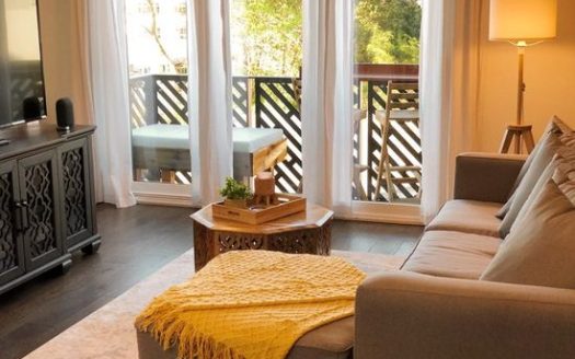 2-Bedroom Townhouse for Rent in Charlotte, NC 28203 – $3300/mo | 2 Baths | Updated 2025