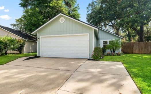 4-Bedroom Single Family Home for Rent in Jacksonville, FL 32233 – $2685/mo | 2 Baths | Updated 2025