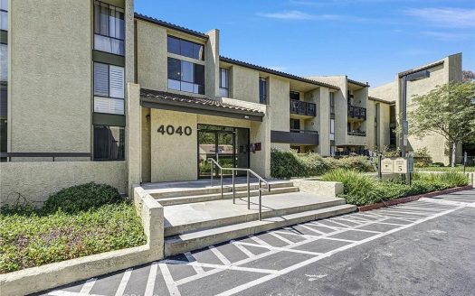 Condo for Sale in Los Angeles, CA 90042 – 2 Bedroom, 1 Bath – $395000