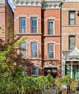 2-Bedroom Single Family Home for Rent in Chicago, IL 60622 – $2795/mo | 1 Baths | Updated 2025