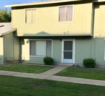 3-Bedroom Townhouse  for Rent in Phoenix, AZ 85017 – $1395/mo | 3 Baths | Updated 2025