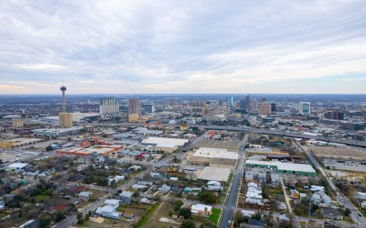 Lot for Sale in San Antonio, TX 78202 – 1 Bedroom, 1 Bath – $165000