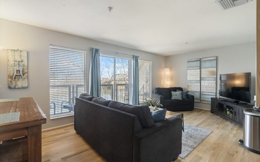 Condo for Sale in Nashville, TN 37201 – 1 Bedroom, 1 Bath – $416900