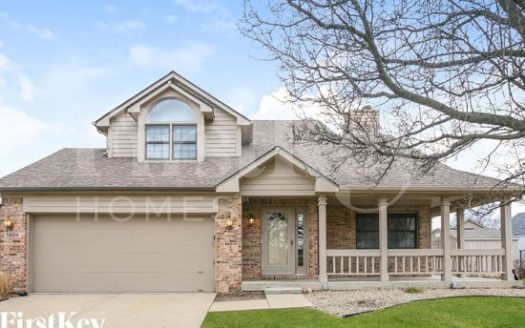 3-Bedroom Single Family Home for Rent in Indianapolis, IN 46237 – $2050/mo | 3 Baths | Updated 2025