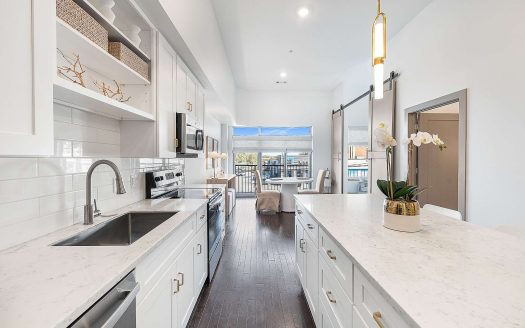 Condo for Sale in Nashville, TN 37204 – 1 Bedroom, 1 Bath – $349000