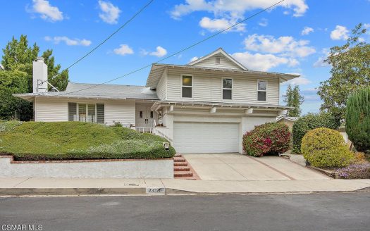 Single Family Home for Sale in Woodland Hills, CA 91367 – 4 Bedrooms, 3 Baths – $1299000