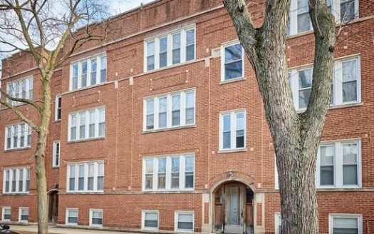 2-Bedroom Apartment  for Rent in Chicago, IL 60645 – $1775/mo | 2 Baths | Updated 2025