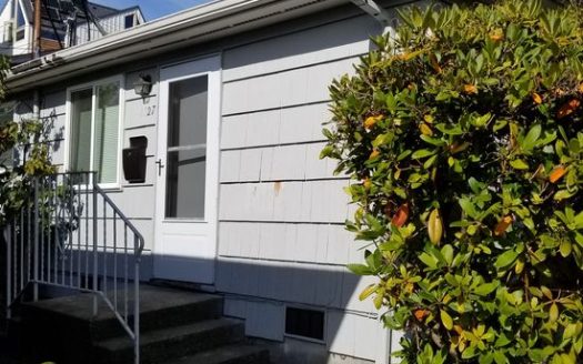 2-Bedroom Townhouse  for Rent in Seattle, WA 98126 – $1950/mo | 1 Baths | Updated 2025