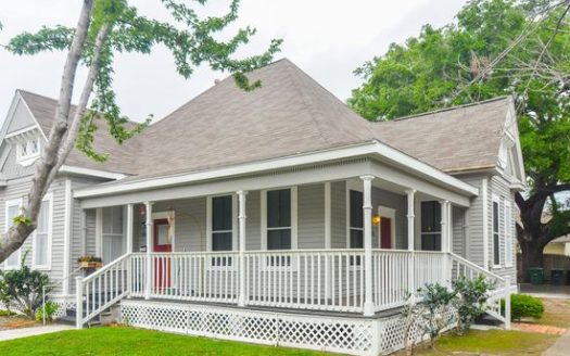 1-Bedroom Multi Family Home for Rent in Houston, TX 77007 – $1550/mo | 1 Baths | Updated 2025