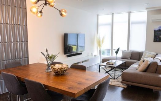 3-Bedroom Townhouse  for Rent in Seattle, WA 98103 – $4500/mo | 2 Baths | Updated 2025