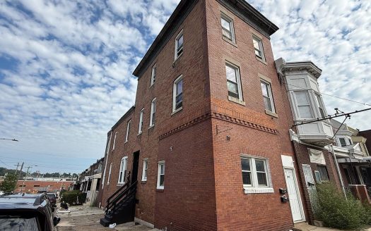 Multi Family Home for Sale in Philadelphia, PA 19140 – 3 Bedrooms, 5 Baths – $324900