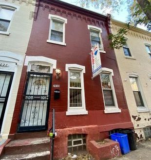 4-Bedroom Townhouse  for Rent in Philadelphia, PA 19121 – $1695/mo | 2 Baths | Updated 2025