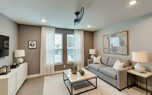 3-Bedroom Townhouse for Rent in Charlotte, NC 28203 – $3445/mo | 4 Baths | Updated 2025