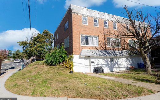 Multi Family Home for Sale in Philadelphia, PA 19114 – 11 Bedrooms, 6 Baths – $780000
