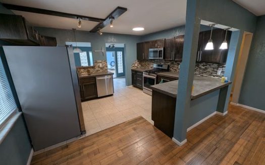 3-Bedroom Single Family Home for Rent in Denver, CO 80220 – $2500/mo | 2 Baths | Updated 2025