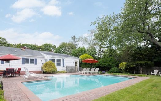 5-Bedroom Single Family Home for Rent in Westhampton Beach, NY 11978 – $5000/mo | 3 Baths | Updated 2025