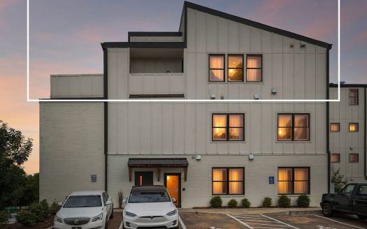 Condo for Sale in Nashville, TN 37209 – 2 Bedrooms, 2 Baths – $544500