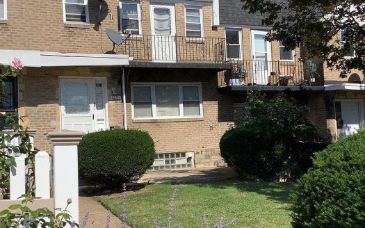 Multi Family Home for Sale in Philadelphia, PA 19151 – 4 Bedrooms, 2 Baths – $349900