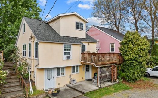 2-Bedroom Apartment  for Rent in Seattle, WA 98115 – $1950/mo | 1 Baths | Updated 2025