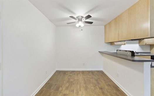 Condo for Sale in Hermitage, TN 37076 – 2 Bedrooms, 2 Baths – $224000