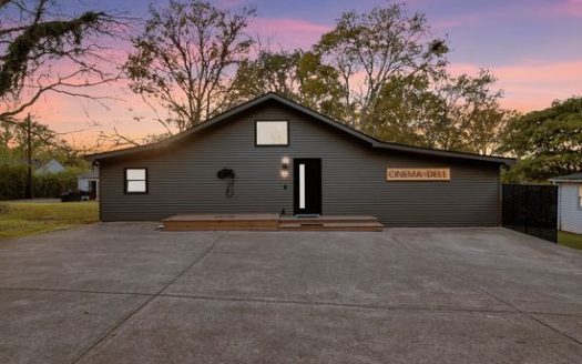 3-Bedroom Apartment  for Rent in Nashville, TN 37207 – $2400/mo | 2 Baths | Updated 2025