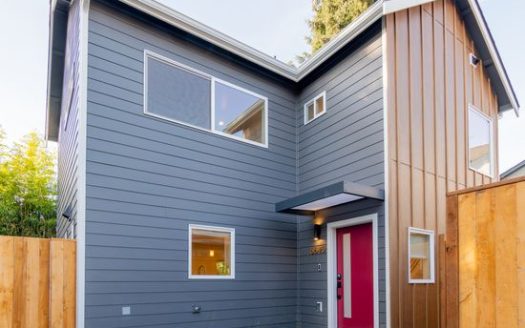 2-Bedroom Single Family Home for Rent in Seattle, WA 98117 – $3600/mo | 3 Baths | Updated 2025