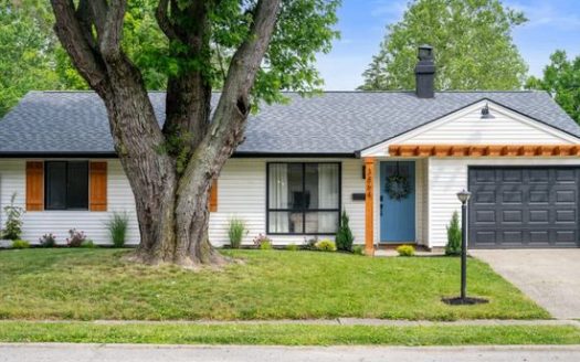 3-Bedroom Single Family Home for Rent in Indianapolis, IN 46226 – $2200/mo | 2 Baths | Updated 2025