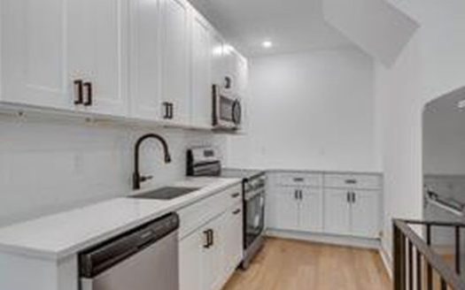 3-Bedroom Apartment  for Rent in Philadelphia, PA 19104 – $1900/mo | 3 Baths | Updated 2025