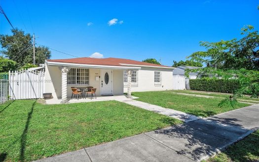 Single Family Home for Sale in Miami, FL 33144 – 3 Bedrooms, 2 Baths – $695000