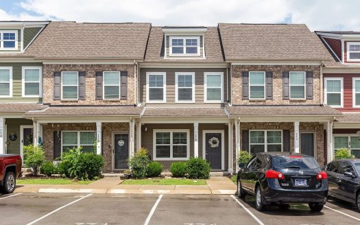 Townhouse for Sale in Antioch, TN 37013 – 2 Bedrooms, 3 Baths – $284900