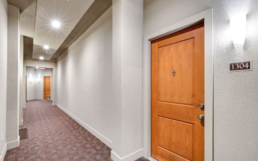 Condo for Sale in San Antonio, TX 78229 – 2 Bedrooms, 2 Baths – $323000