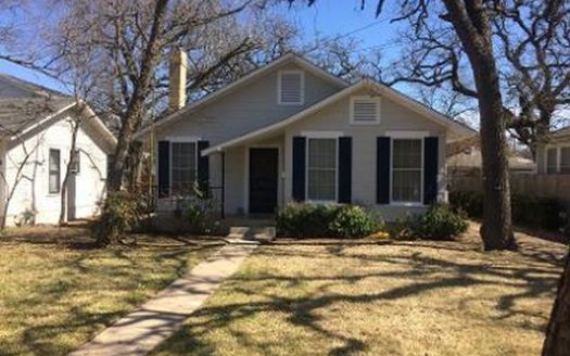 2-Bedroom Single Family Home for Rent in Austin, TX 78722 – $2100/mo | 1 Baths | Updated 2025