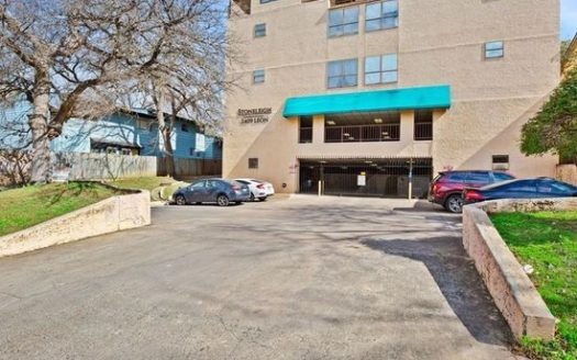 2-Bedroom Condo for Rent in Austin, TX 78705 – $1850/mo | 2 Baths | Updated 2025