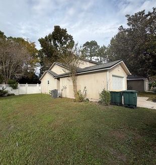 3-Bedroom Townhouse for Rent in Jacksonville, FL 32246 – $2000/mo | 2 Baths | Updated 2025
