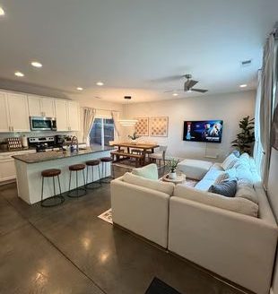 2-Bedroom Single Family Home for Rent in Charlotte, NC 28205 – $2300/mo | 3 Baths | Updated 2025