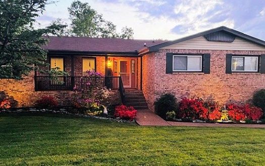 Single Family Home for Sale in Nashville, TN 37217 – 4 Bedrooms, 3 Baths – $485000