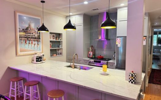 2-Bedroom Townhouse for Rent in Austin, TX 78703 – $5000/mo | 2 Baths | Updated 2025
