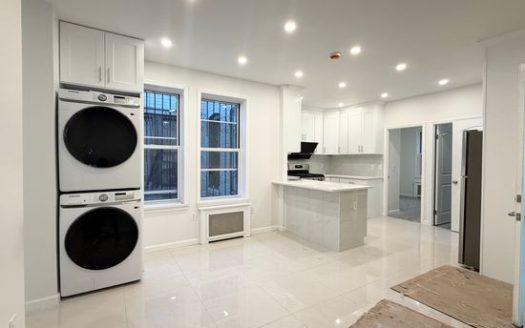 4-Bedroom Apartment for Rent in Brooklyn, NY 11214 – $3900/mo | 2 Baths | Updated 2025