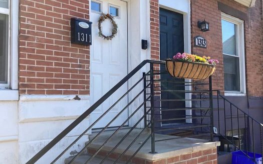 Townhouse for Sale in Philadelphia, PA 19146 – 3 Bedrooms, 2 Baths – $285000