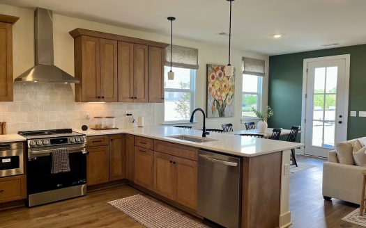 Townhouse for Sale in Nashville, TN 37218 – 3 Bedrooms, 3 Baths – $449990