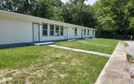 2-Bedroom Apartment for Rent in Jacksonville, FL 32208 – $1250/mo | 1 Baths | Updated 2025