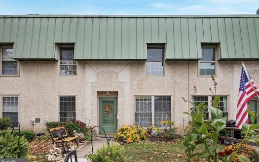 Townhouse for Sale in Philadelphia, PA 19116 – 3 Bedrooms, 2 Baths – $295000